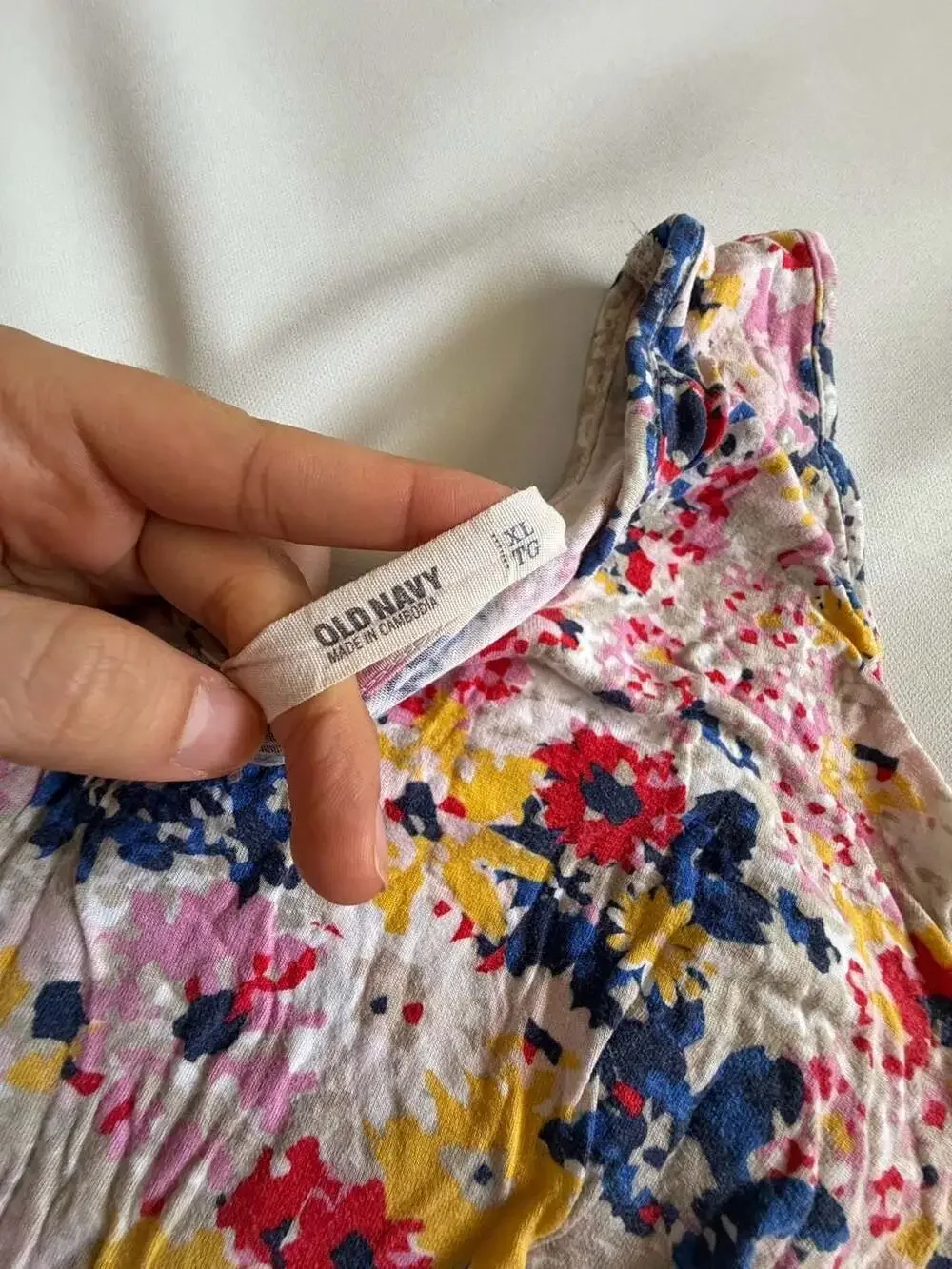Old Navy Floral Blouse XL Girls Watercolor Flower Festival Boho Top